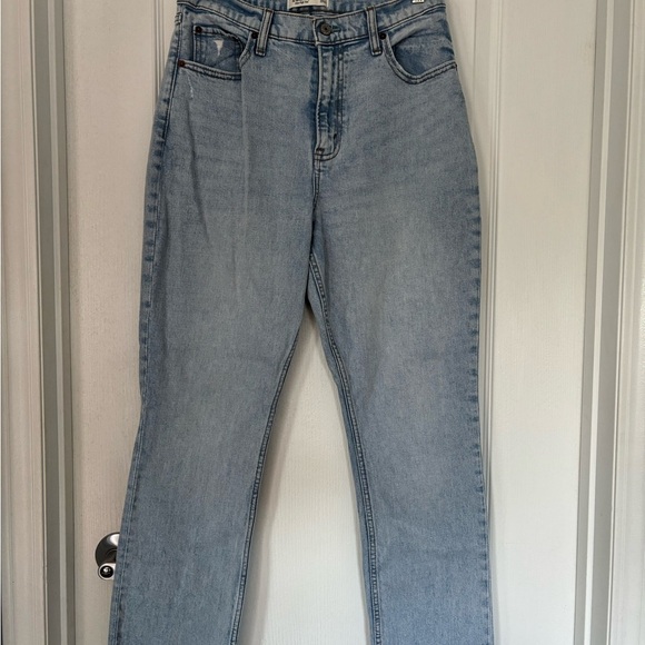 ABERCROMBIE 90’s Straight Jeans - Picture 2 of 5